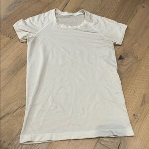 Lululemon Swiftly Tech Short-Sleeve Shirt Hip Length